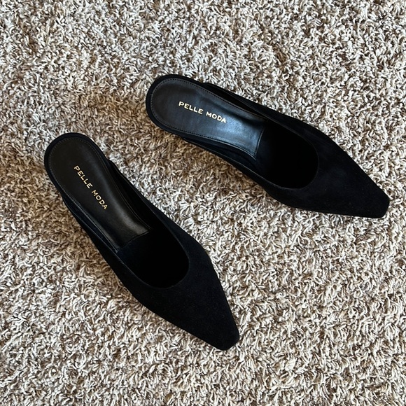 Pelle Moda size 10 Black Suede Heeled Mules - Picture 2 of 4